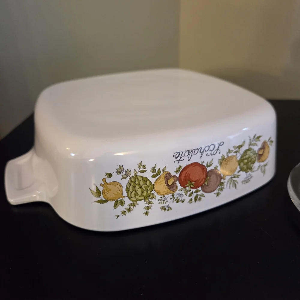 Vintage Corning Ware Spice‎ of Life L'Echalote A-1-B Casserole w/ Lid